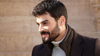 Hercai - Poze oficiale // Rezumate // Fragmente traduse  - Pagina 21 51fe9d1371342583