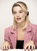 Марго Робби (Margot Robbie) 'Mary Queen of Scots' press conference (Los Angeles, November 16, 2018) 06f37e1340140636