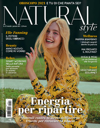 Elle Fanning - Natural Style 11 January 2021