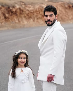 Hercai - Poze oficiale // Rezumate // Fragmente traduse  - Pagina 21 Efa57f1371342597