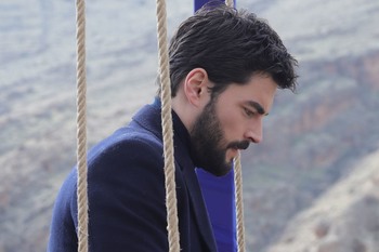 Hercai - Poze oficiale // Rezumate // Fragmente traduse  - Pagina 10 9cb28a1333574139