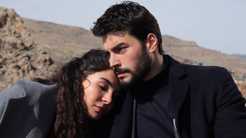 Hercai - Poze oficiale // Rezumate // Fragmente traduse  - Pagina 10 8722321333574027