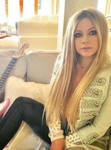 Avril Lavigne B3d2581368363196