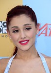 Ariana Grande B2d73b1328158390