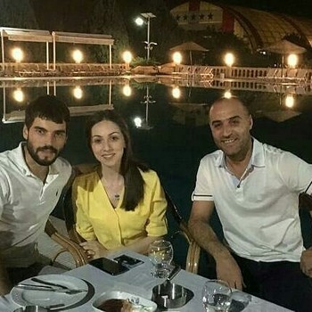 Hercai - set - poze - Pagina 5 7675931303689154