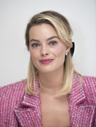 Марго Робби (Margot Robbie) 'Mary Queen of Scots' press conference (Los Angeles, November 16, 2018) B59f241340140602
