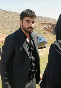 Hercai - Poze oficiale // Rezumate // Fragmente traduse  - Pagina 23 1fda091374171433