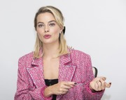 Марго Робби (Margot Robbie) 'Mary Queen of Scots' press conference (Los Angeles, November 16, 2018) 84880a1340140730