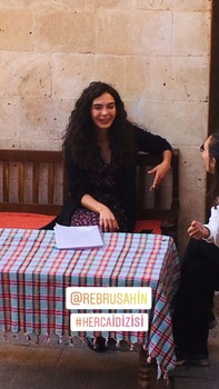 Hercai - set - poze - Pagina 6 89b6471326343135