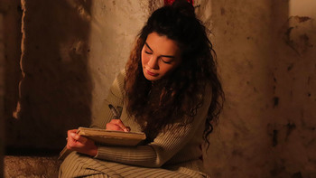 Hercai - Poze oficiale // Rezumate // Fragmente traduse  - Pagina 12 2e8d901338244938