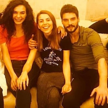 Hercai - set - poze - Pagina 7 2bf4041330863071