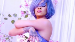 Rihanna    Cd19a51332827049