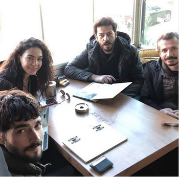 Hercai - set - poze - Pagina 6 2cafa81327585969