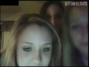 [Image: 2141cf1356778822.jpg]