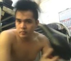 HOT PINOY NAGPAPAGWAPO SA BLUED
