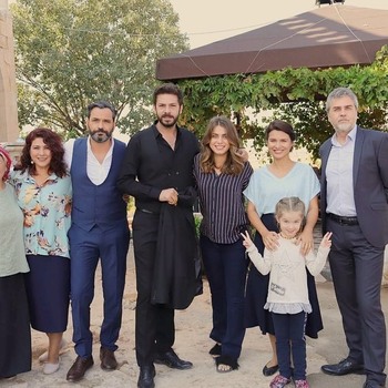 Hercai - set - poze - Pagina 6 E7c36e1325604723