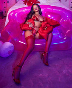 Rihanna - Savage X Fenty Valentine - January 2020