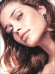 Ana Beatriz Barros 98a1821330978810