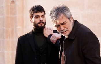 Hercai - Poze oficiale // Rezumate // Fragmente traduse  - Pagina 22 650a1c1371681160