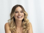 Марго Робби (Margot Robbie) 'Once Upon A Time In Hollywood' press conference (July 12, 2019) Ac7bd11340141018