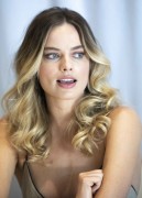Марго Робби (Margot Robbie) 'Once Upon A Time In Hollywood' press conference (July 12, 2019) F370d71340141070
