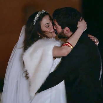 Hercai - Poze oficiale // Rezumate // Fragmente traduse  - Pagina 22 553c721372666419