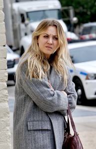 Kaley Cuoco - Page 2 6b560f1354640785