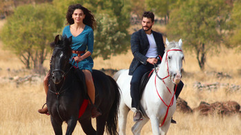 Hercai - Poze oficiale // Rezumate // Fragmente traduse  - Pagina 8 48b9f91327587305