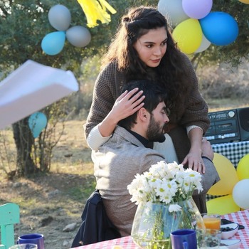 Hercai - Poze oficiale // Rezumate // Fragmente traduse  - Pagina 17 A798f21361681833