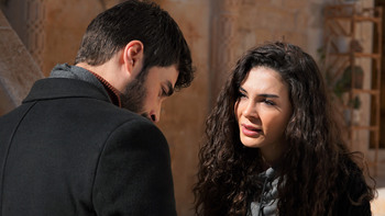 Hercai - Poze oficiale // Rezumate // Fragmente traduse  - Pagina 21 C5a30e1370335460