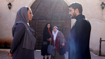 Hercai - Poze oficiale // Rezumate // Fragmente traduse  - Pagina 8 C80d441331226383