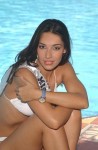 Amelia Vega 0704901330974901