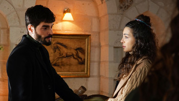 Hercai - Poze oficiale // Rezumate // Fragmente traduse  - Pagina 22 65e7c01371681169