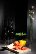  Овощи, бутылки, цветы в темных тонах / Vegetables, bottles, flowers in dark colors Fcf96b1352779464