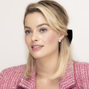 Марго Робби (Margot Robbie) 'Mary Queen of Scots' press conference (Los Angeles, November 16, 2018) 3f744d1340140649