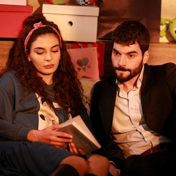 Hercai - Poze oficiale // Rezumate // Fragmente traduse  - Pagina 22 997a2c1371937391