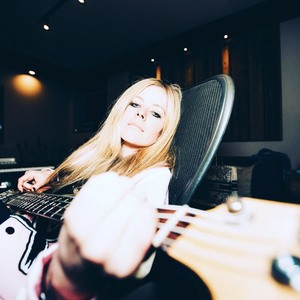 Avril Lavigne - Page 2 862e681370808500
