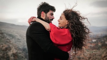 Hercai - Poze oficiale // Rezumate // Fragmente traduse  - Pagina 20 A58a3b1368870146