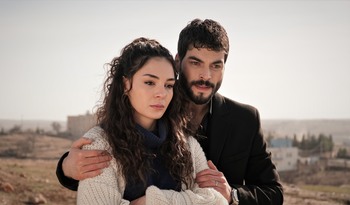 Hercai - Poze oficiale // Rezumate // Fragmente traduse  - Pagina 21 8741f51368874361