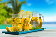 Холодный чай на пляже / Tea drink on beach 663df81337918799