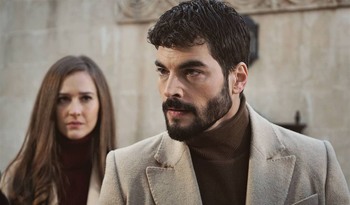 Hercai - Poze oficiale // Rezumate // Fragmente traduse  - Pagina 20 9653ae1367391825