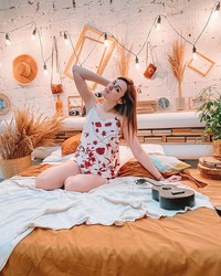 https://thumbs2.imagebam.com/ef/ef/76/1eb2d51358536554.jpg