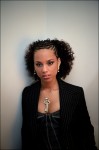 Alicia Keys E1497b1328151289