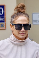 Jennifer Lopez - leaves a workout session in Los Angeles, CA | 12/30/2019