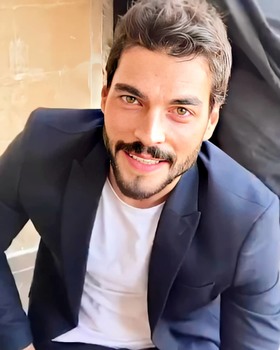 Hercai - set - poze - Pagina 10 1f7e161352897480