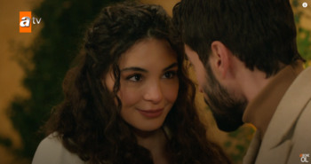 Hercai - Poze oficiale // Rezumate // Fragmente traduse  - Pagina 18 E1d3871363128082